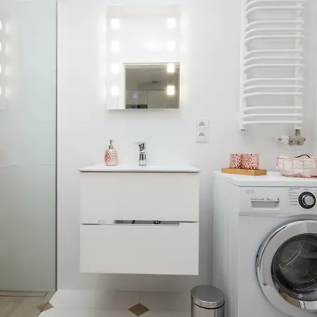 Ul. Marii Konopnickiej Apartment