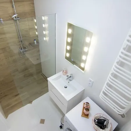Ul. Marii Konopnickiej Apartment